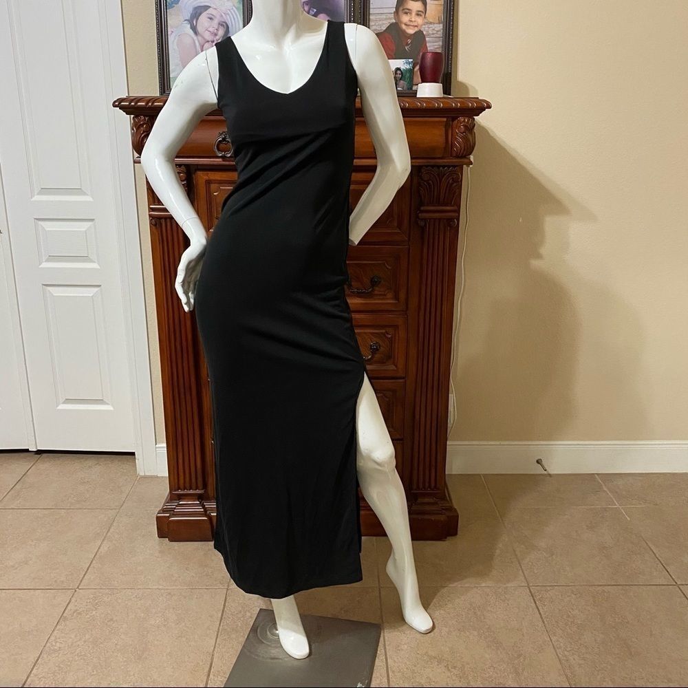 Le Chateau black long dress with a high slit - Picture 2 of 4